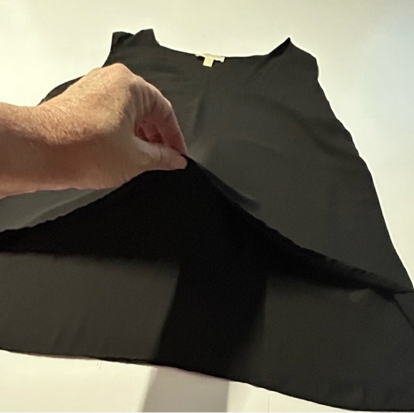 Nwt Michael Kors women’s size 2X & 1x & xl sleeveless layered woven black top - Picture 6 of 7